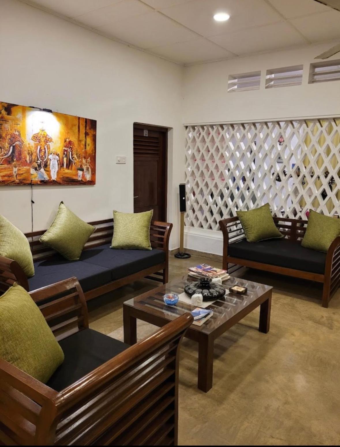 Dions Guest House Negombo Extérieur photo